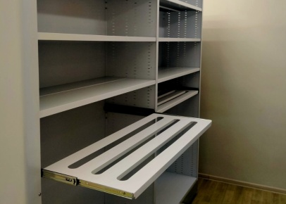Стеллажи с выдвижными полками